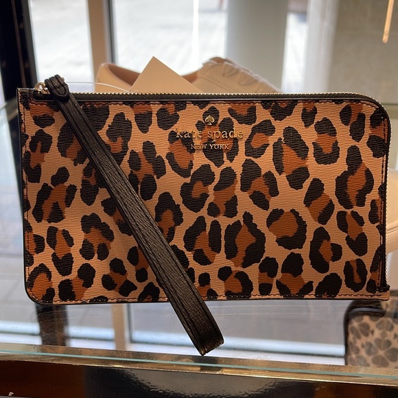 Kate Spade Lucy Leopard Medium L Zip Wristlet
Brown Multi Leopard 
NWT - Picture 16 of 16